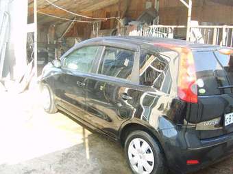 2005 Nissan Note Photos