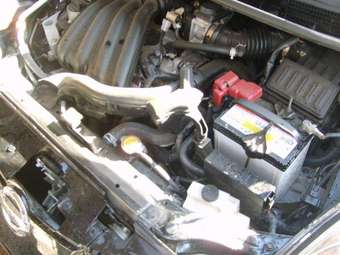 2005 Nissan Note Pictures
