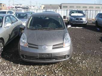 2005 Nissan Note Pictures