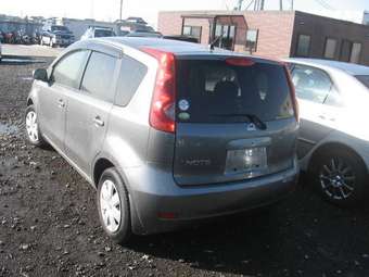2005 Nissan Note Pictures