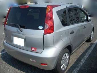 2005 Nissan Note Pictures