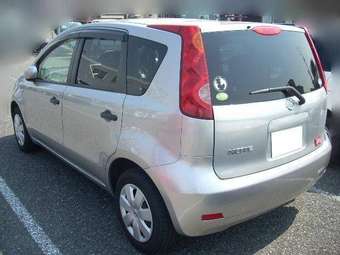2005 Nissan Note Pictures