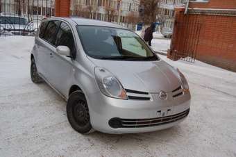 2005 Nissan Note Pictures