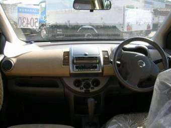 2005 Nissan Note Pictures