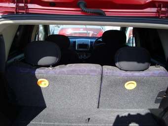 2005 Nissan Note Photos