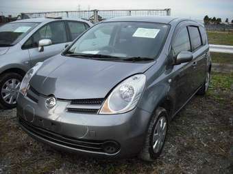 2005 Nissan Note Photos