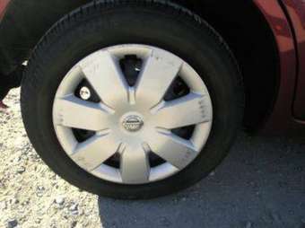 2005 Nissan Note Photos