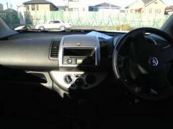 2005 Nissan Note Pictures