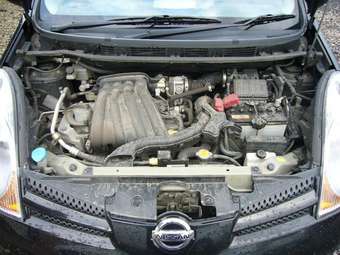 2005 Nissan Note Pictures