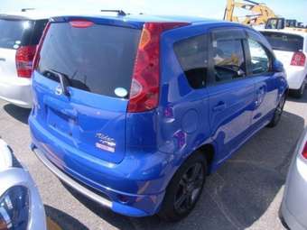 2005 Nissan Note Pictures