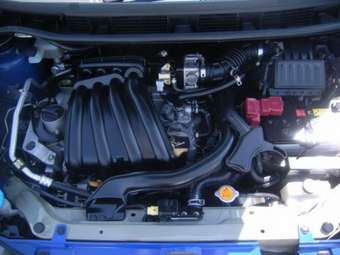2005 Nissan Note Pictures