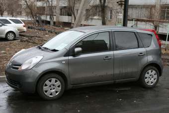 2005 Nissan Note Pics