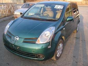 2005 Nissan Note Photos