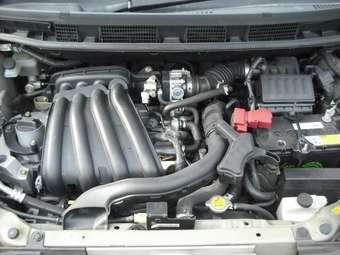 2005 Nissan Note Pictures