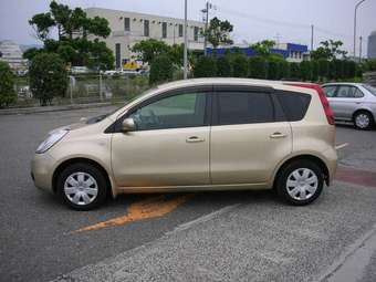 2005 Nissan Note Photos