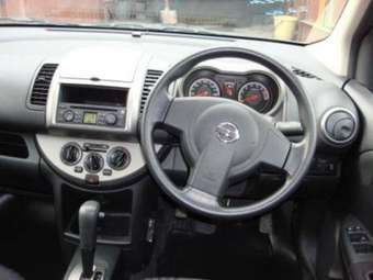 2005 Nissan Note Photos