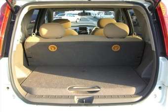 2005 Nissan Note Pictures