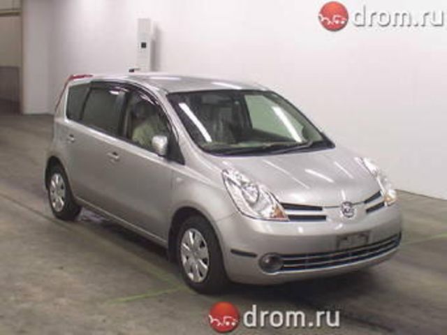 2005 Nissan Note