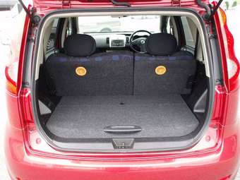 2005 Nissan Note Pictures