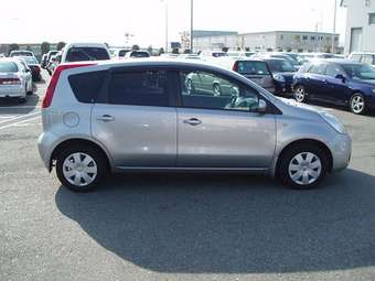 2005 Nissan Note Pics