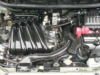 2005 Nissan Note Photos