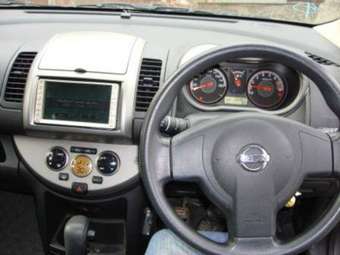 2005 Nissan Note Photos