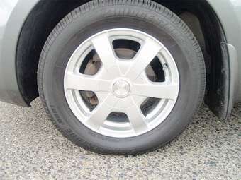 2005 Nissan Note Pics