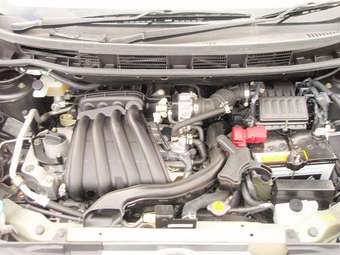 2005 Nissan Note Pictures