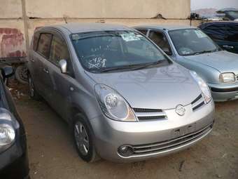 2005 Nissan Note