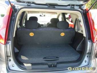 2005 Nissan Note Photos