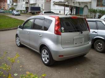 2005 Nissan Note Photos