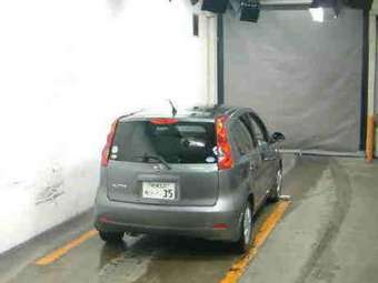 2005 Nissan Note Photos