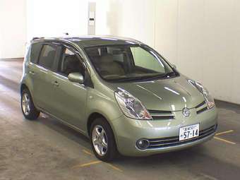 2005 Nissan Note Photos