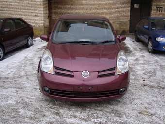 2005 Nissan Note Photos