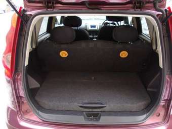 2005 Nissan Note Photos