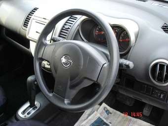2005 Nissan Note Photos