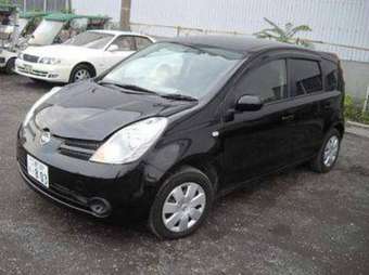 2005 Nissan Note Pictures