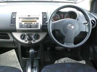 2005 Nissan Note Photos