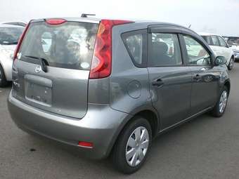 2005 Nissan Note Photos