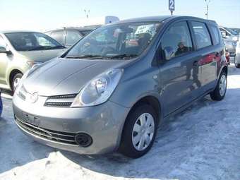 2005 Nissan Note Pictures