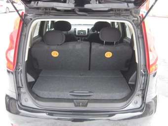 2005 Nissan Note Pictures