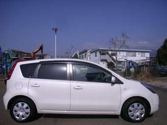 2005 Nissan Note Images