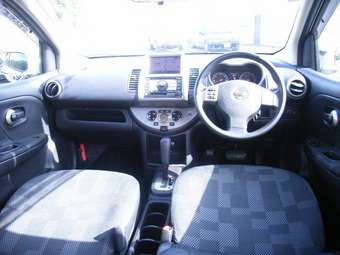 2005 Nissan Note Pics