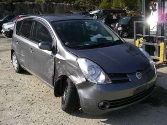 2005 Nissan Note Pictures