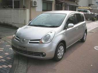2005 Nissan Note Pics