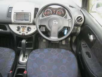 2005 Nissan Note Pictures