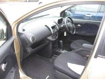 2005 Nissan Note Photos