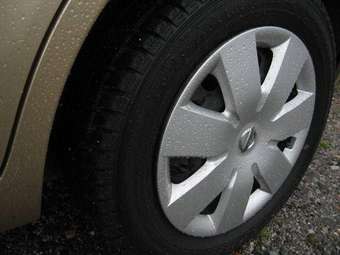 2005 Nissan Note Pictures
