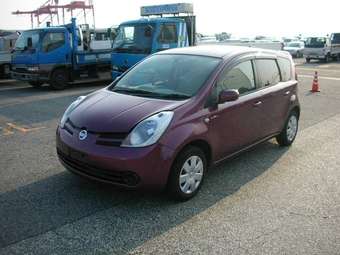 2005 Nissan Note Pictures