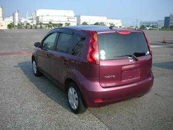 2005 Nissan Note Photos